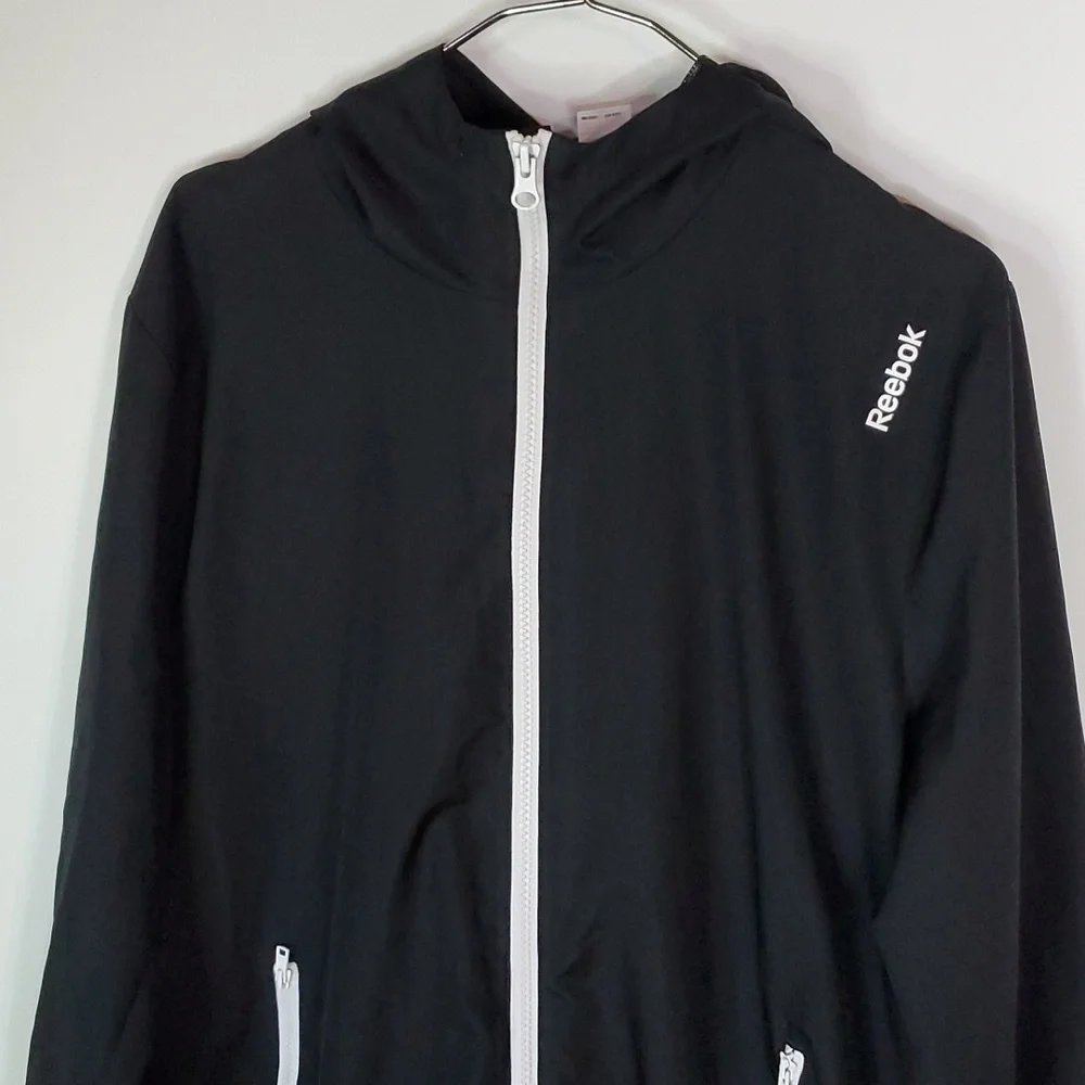 Reebok medium black light jacket - Picture 2 of 6